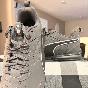 Puma Soft foam new never worn men’s 8.5